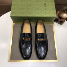 Gucci Leather Shoes